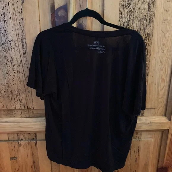 Peace Love World T Shirt- Tom Boy- XS/ S - Picture 2 of 2